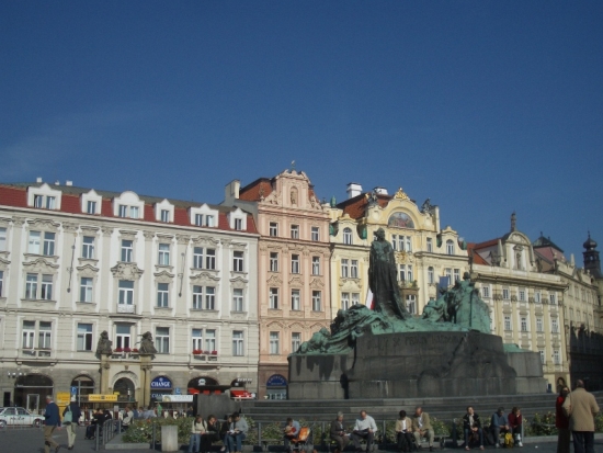 Hus Memorial