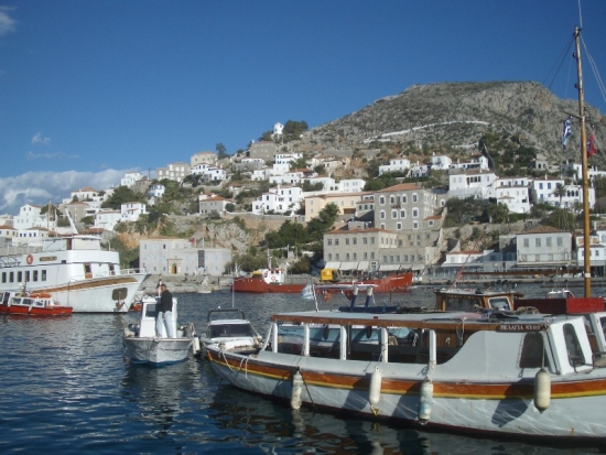 Port of Hydra
