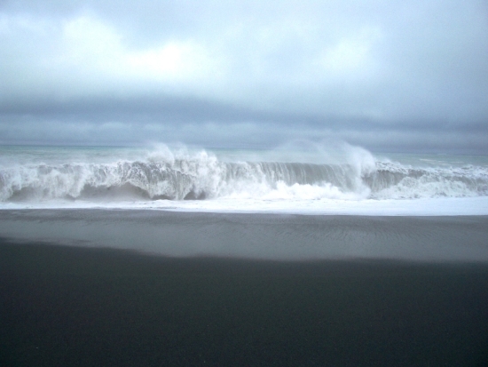 Violent Waves at Kaikoura