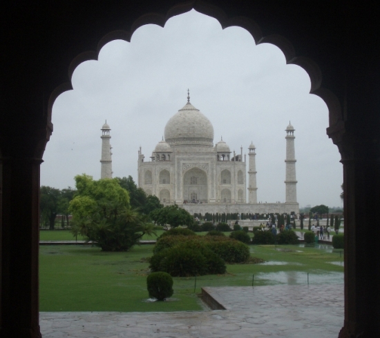 Framing the Taj II