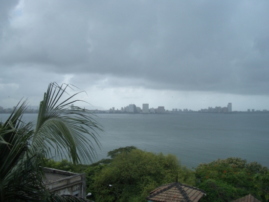 Mumbai, Looking Good from Afar