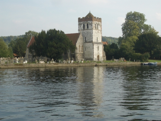 Along the River Thames